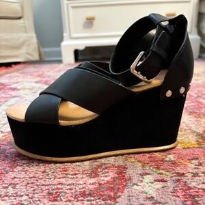 Dolce Vita Black Platform Studded Sandals Ankle Strap
